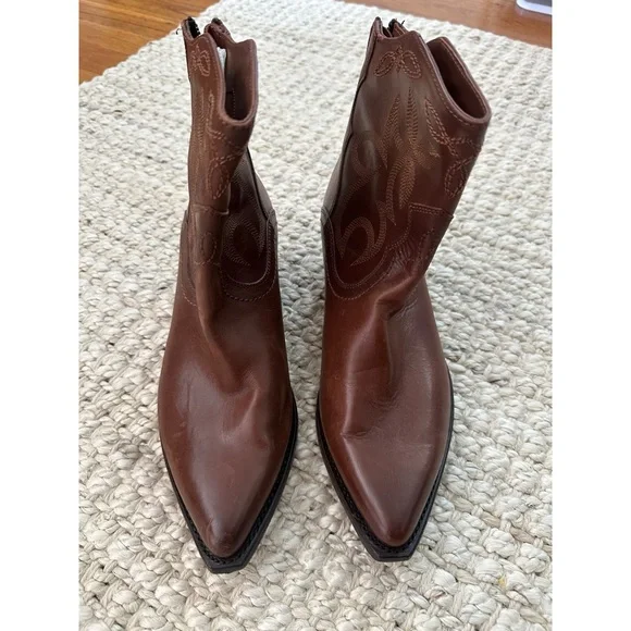 FRYE Boots - Picture 3 of 8